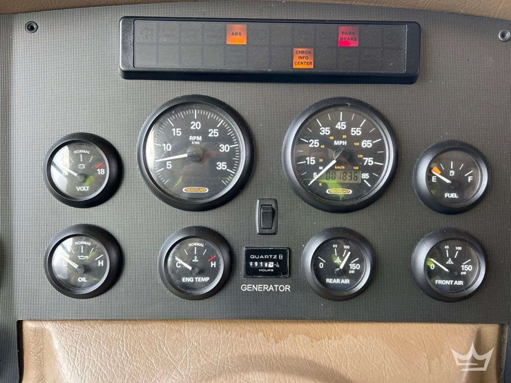 2005-freightliner-tropi-cal-t396-39ft.-class-a-motorhome-image-15