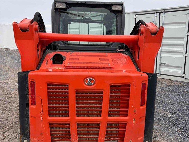 2022-kubota-svl65-2-image-4