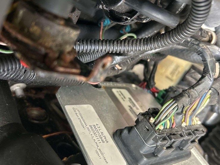 2006-sea-ray-sundancer-31ft-boat-w/-loadmaster-28ft-tri-axle-boat-trailer-image-10