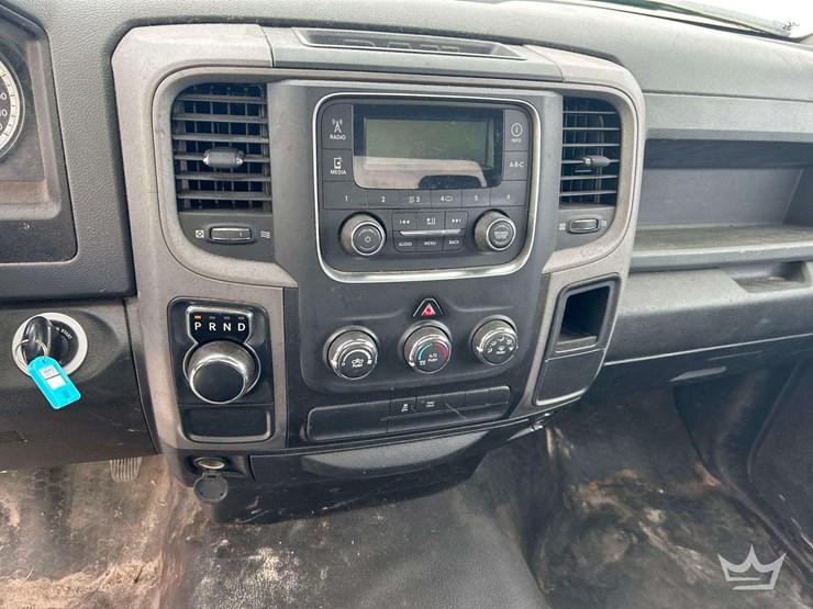 2019-dodge-1500-image-15