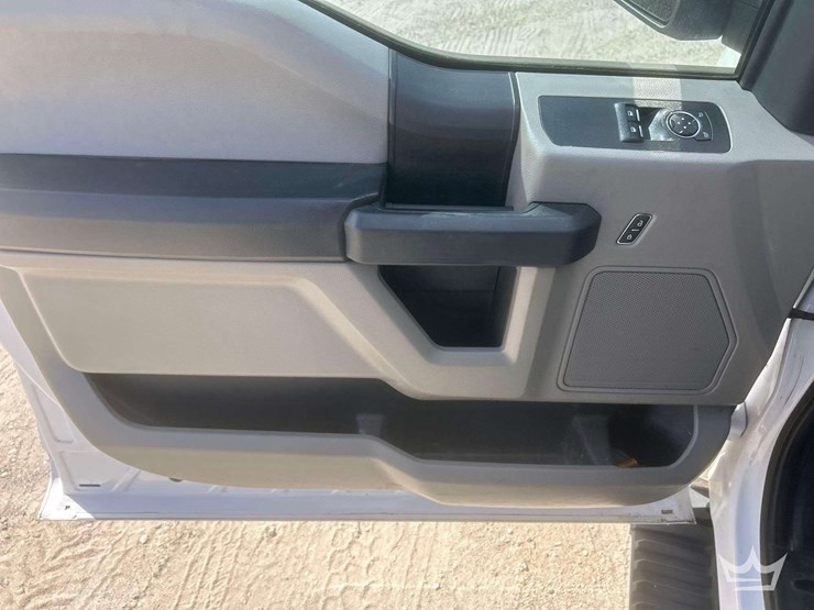 2019-ford-f150-image-13