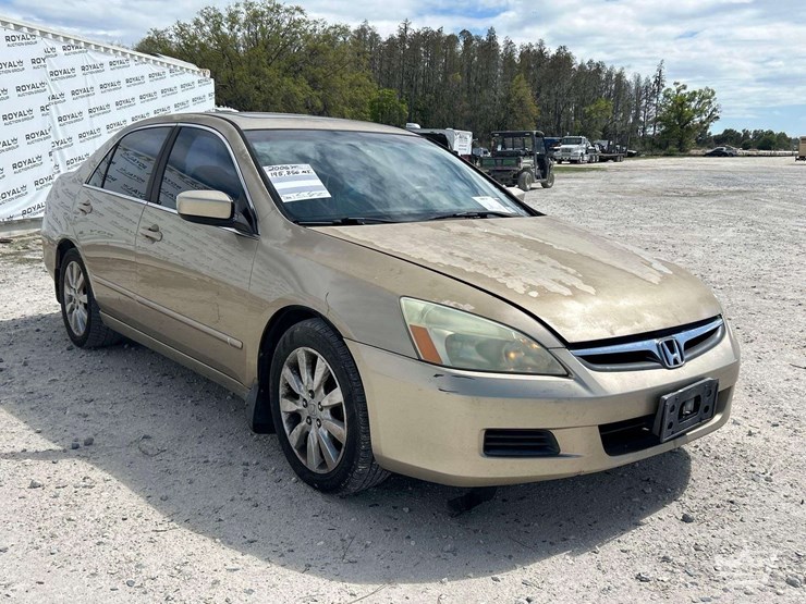 2006-honda-accord-sedan-image-2