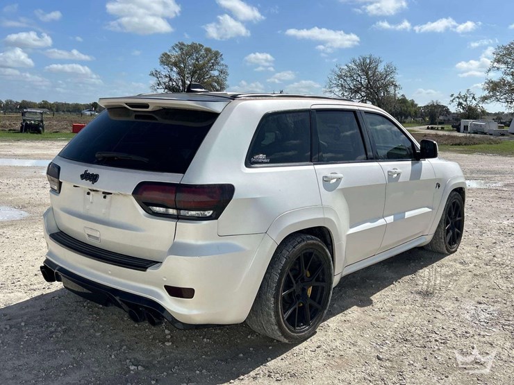 2018-jeep-grand-cherokee-image-3