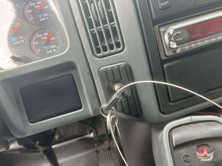 2006-international-durastar-4400-image-69