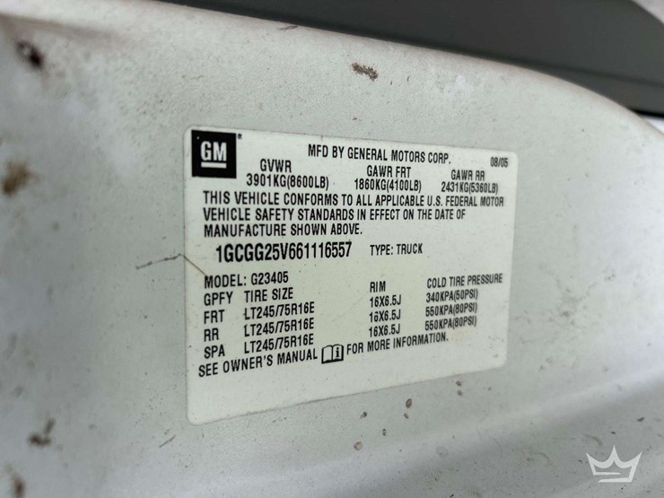 2016-chevrolet-express-2500-image-5