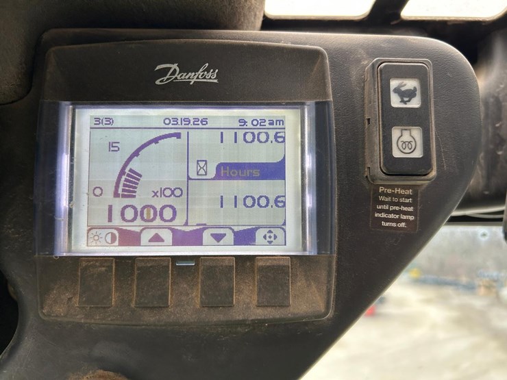 2018-asv-posi-track-vt70-image-21