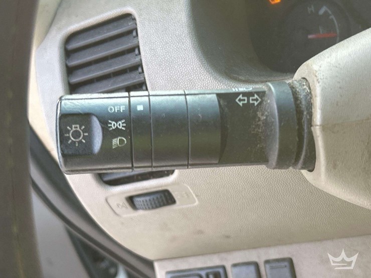 2015-nissan-frontier-image-16