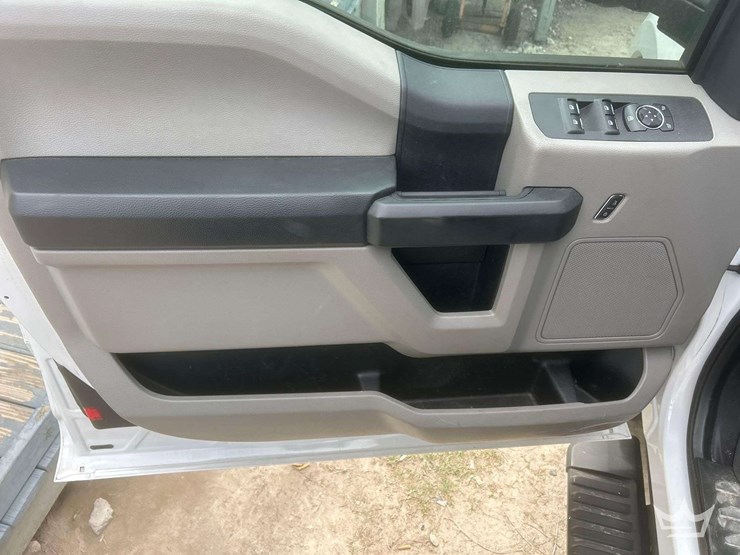 2017-ford-f250-image-15