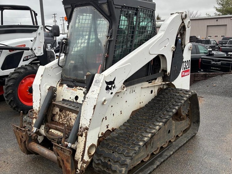 bobcat-t320-image-1