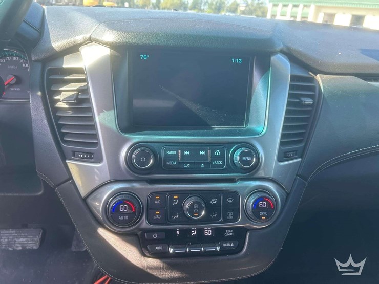 2018-chevrolet-tahoe-image-21