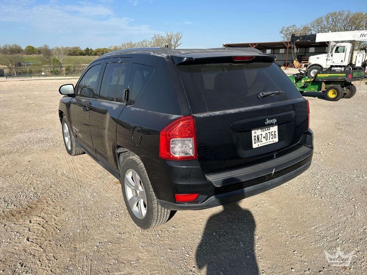 2012-jeep-compass-image-3