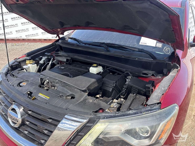 2018-nissan-pathfinder-image-8