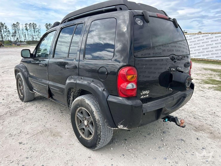 2003-jeep-liberty-image-4