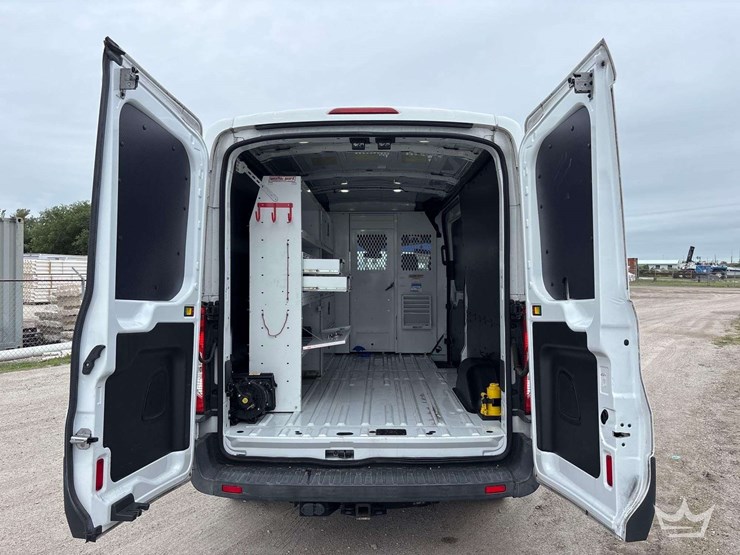 2017-ford-transit-image-20