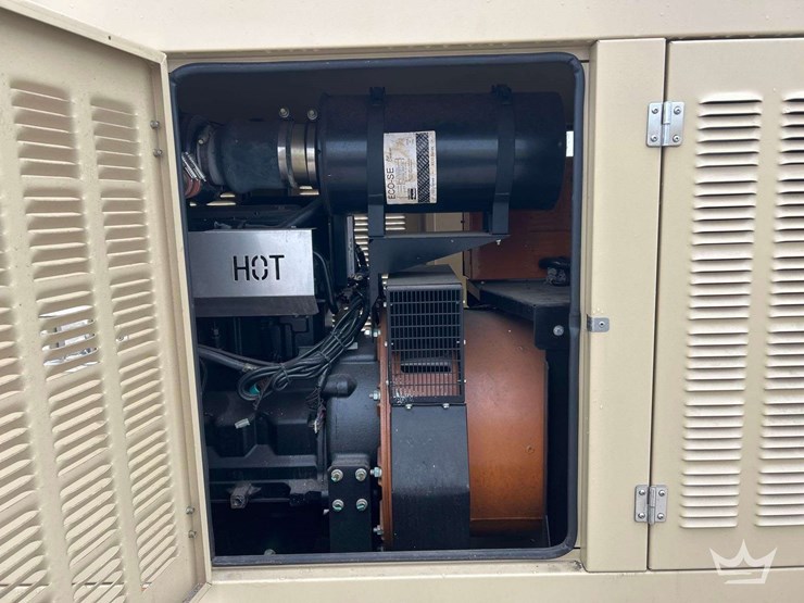 2006-generac-sd0150-187kva-t/a-towable-diesel-generator-image-9