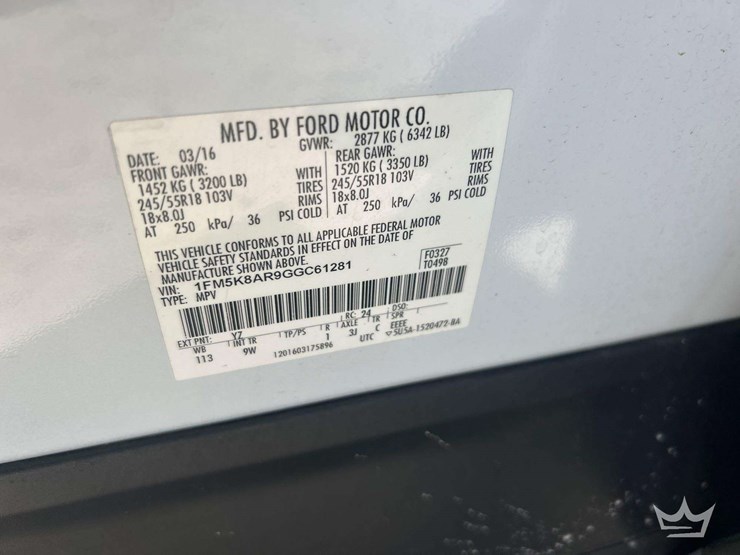 2016-ford-explorer-image-5