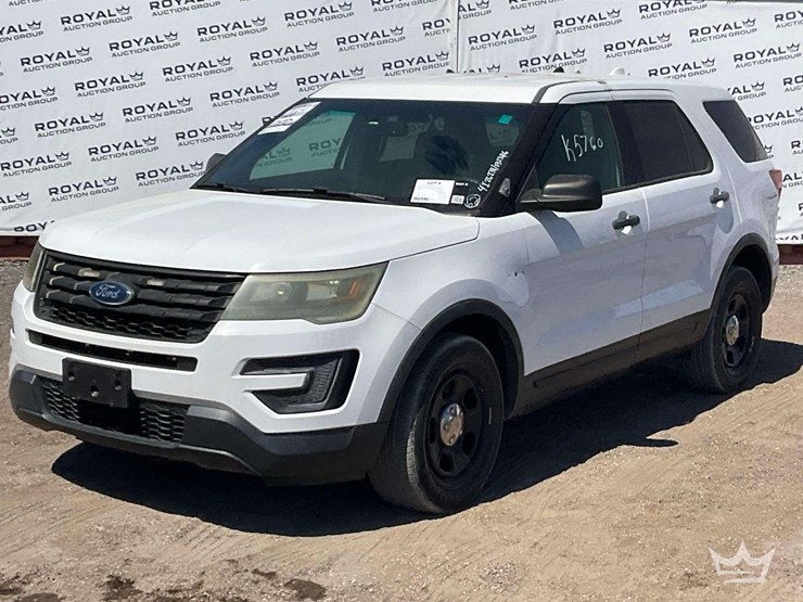 2016-ford-explorer-image-1
