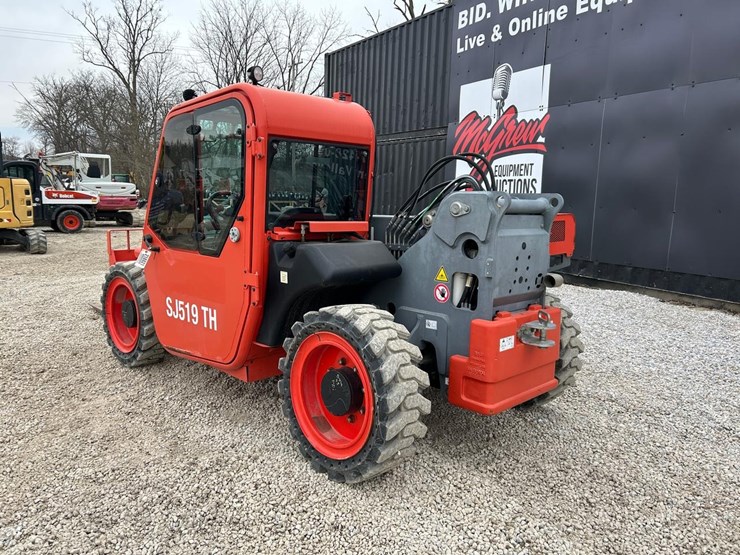 2020-skyjack-sj519th-image-2