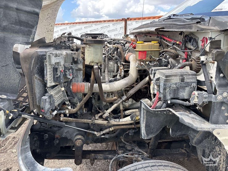 2020-chevrolet-5500hd-4x4-reading-service-truck-image-8