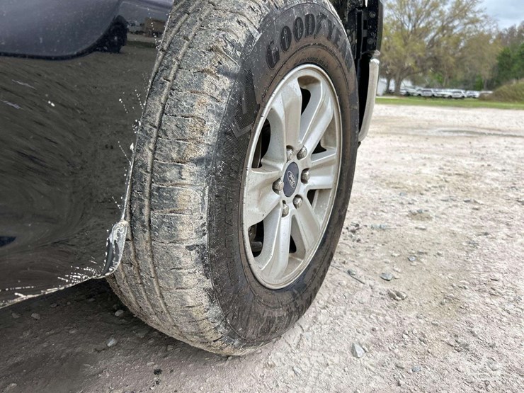 2018-ford-f150-image-26