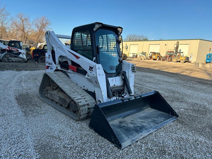 2022-bobcat-t870-image-6
