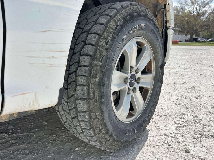 2019-ford-f150-image-26