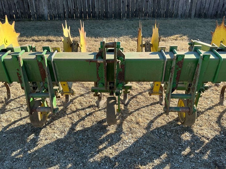 john-deere-825-image-8