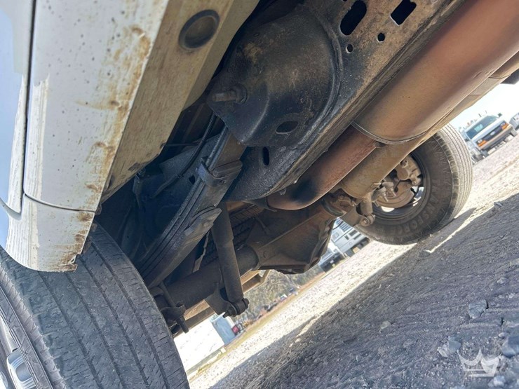 2019-chevrolet-express-2500-image-21