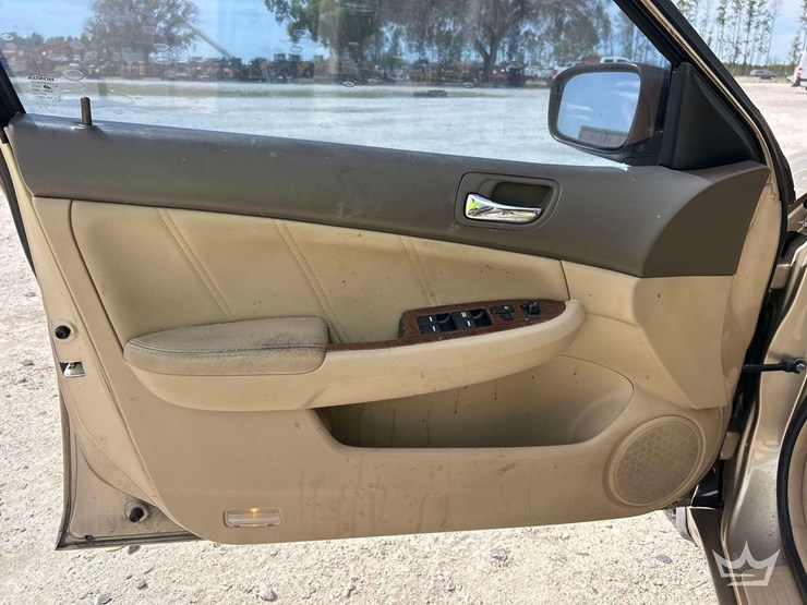 2006-honda-accord-sedan-image-11