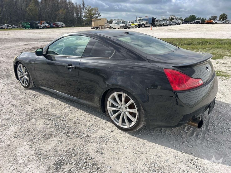 2009-infiniti-g37-coupe-image-4
