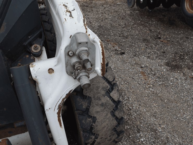 2023-bobcat-s62-image-14