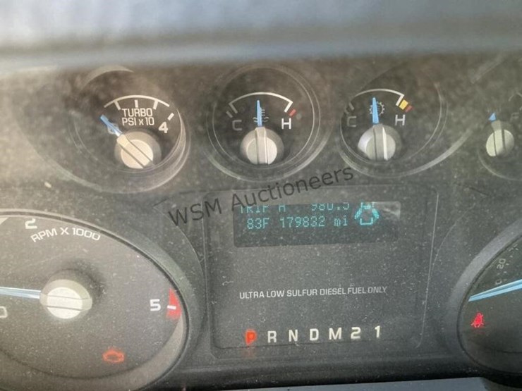 2015-ford-f550-image-26