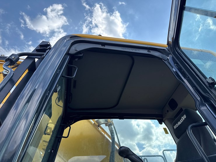 2023-komatsu-pc210-image-44