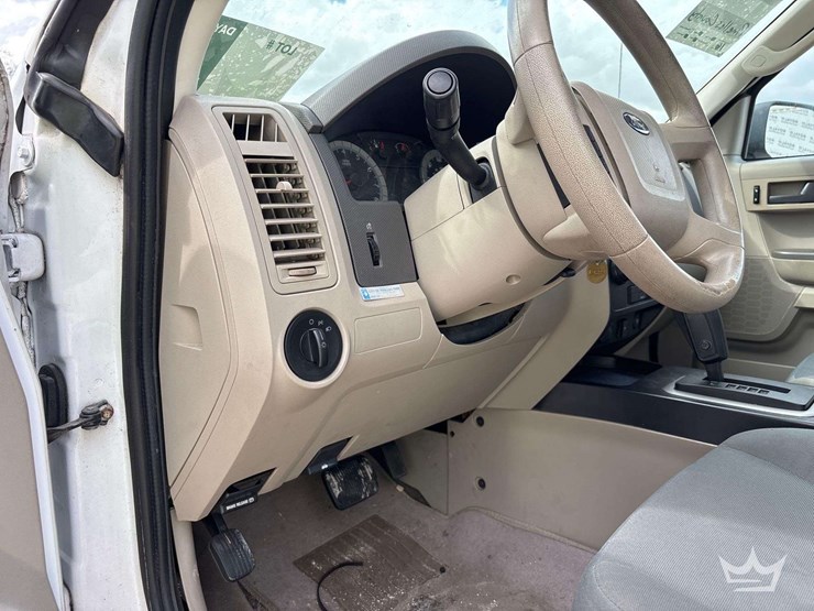 2009-ford-escape-image-15