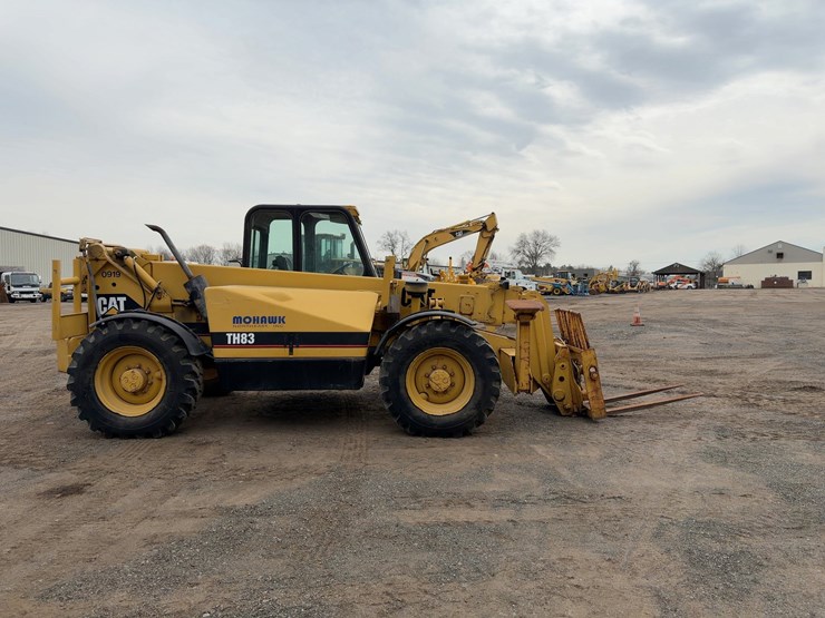 1995-caterpillar-th83-image-6