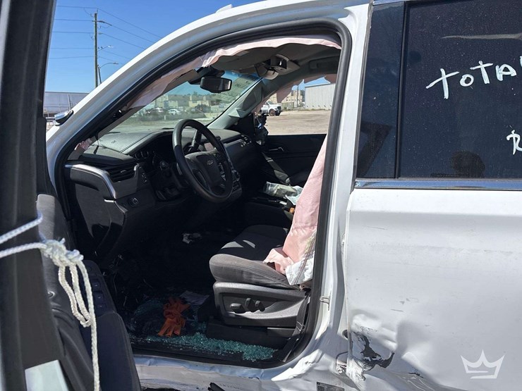 2019-chevrolet-tahoe-image-10