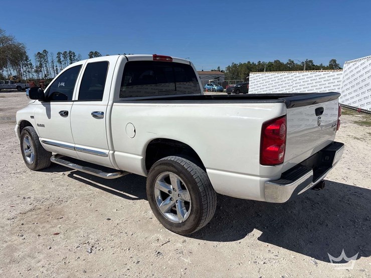 2008-dodge-ram-1500-image-4