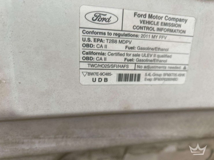 2011-ford-e350-image-11