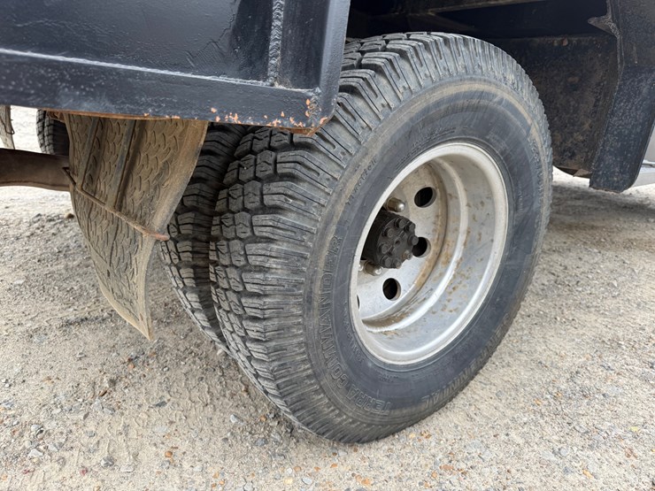 1992-chevrolet-gmt400-image-13