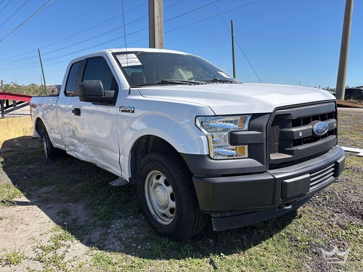 2017-ford-f150-image-26