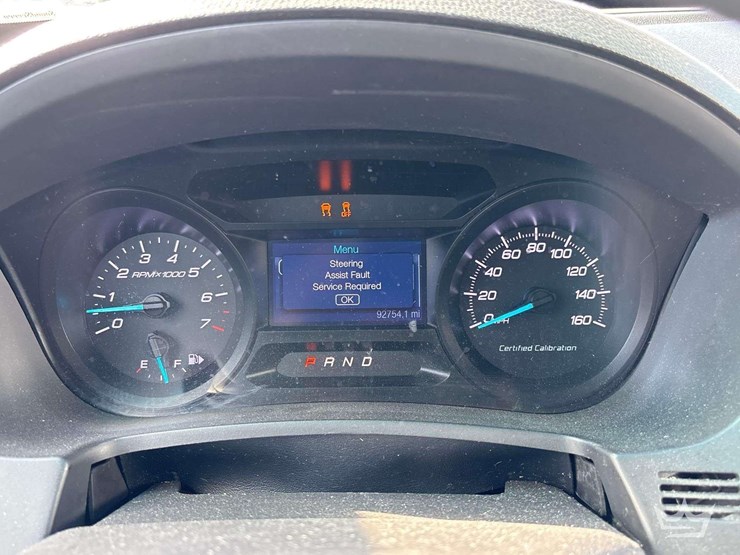 2015-ford-explorer-image-13