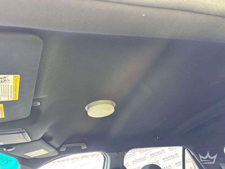 2016-ford-explorer-image-16