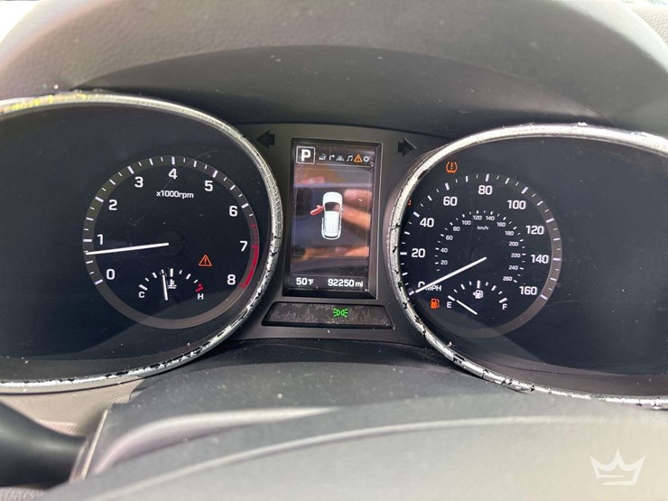 2017-hyundai-santa-fe-image-15