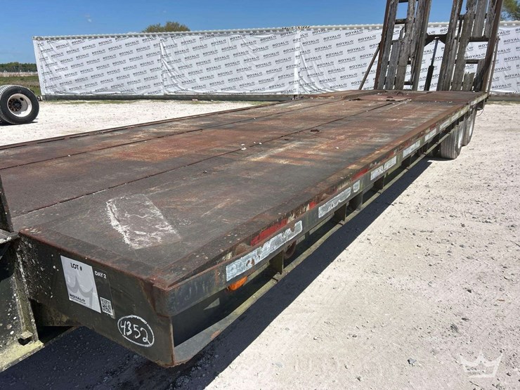 t/a-drop-deck-equipment-tailer-image-6