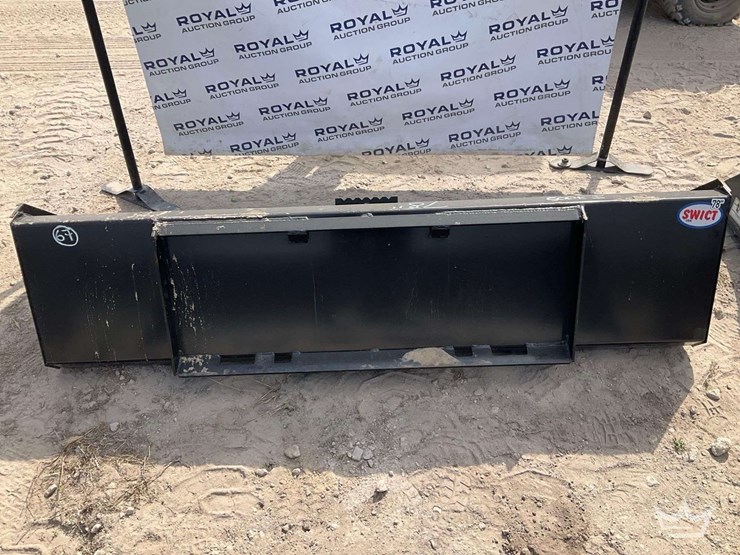 swict-78in-bucket-skid-steer-attachment-image-2