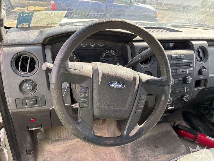 2014-ford-f150-image-16