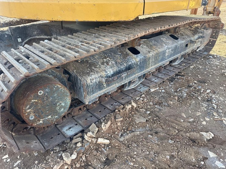 2020-caterpillar-325flcr-image-25