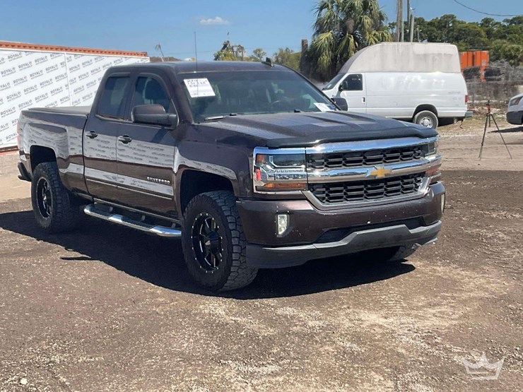 2016-chevrolet-silverado-1500-image-2