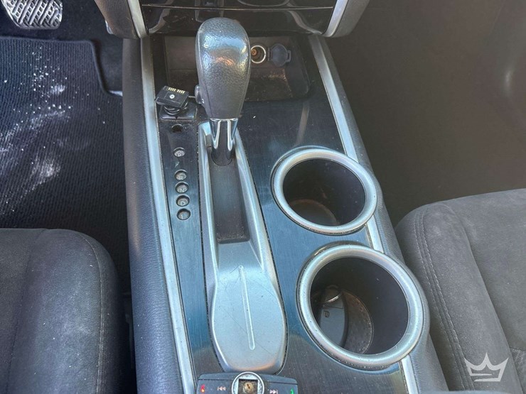 2013-nissan-pathfinder-image-18