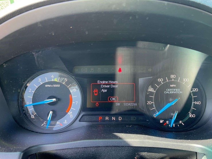 2017-ford-explorer-image-8